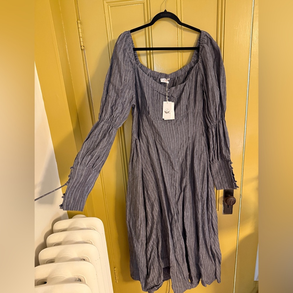 Linennaive Phoenix 24 Regency Lace-Up Linen Dress in Gray Stripes